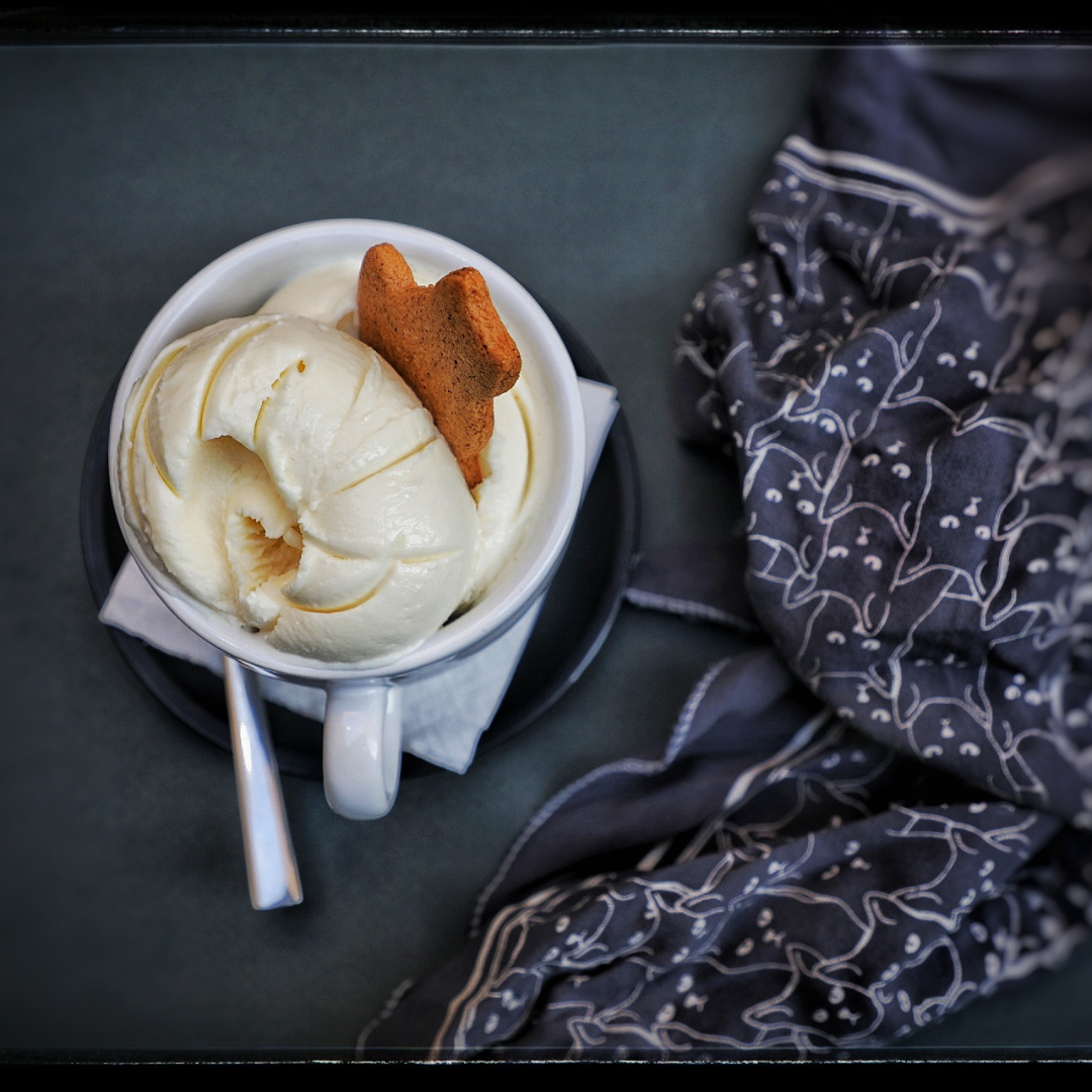 بستنی وانیلی